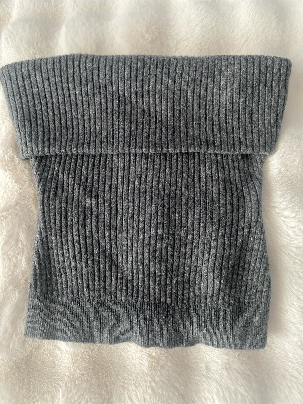 Reformation Ribbed Off-the-Shoulder Sweater - Gray